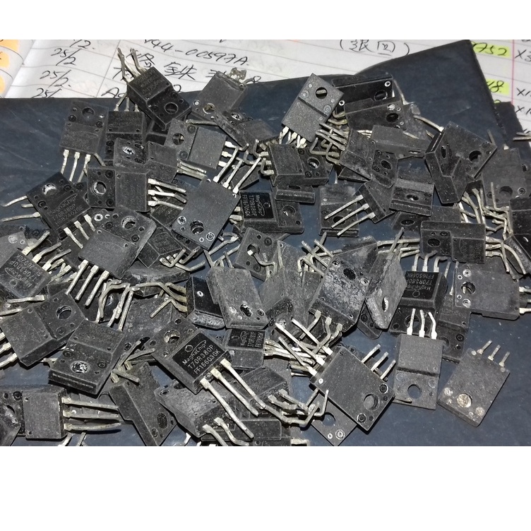 (1045) Mme70r380p 70R380P TO-263 N-CHANNEL MOSFET 750V 11A (USED ...