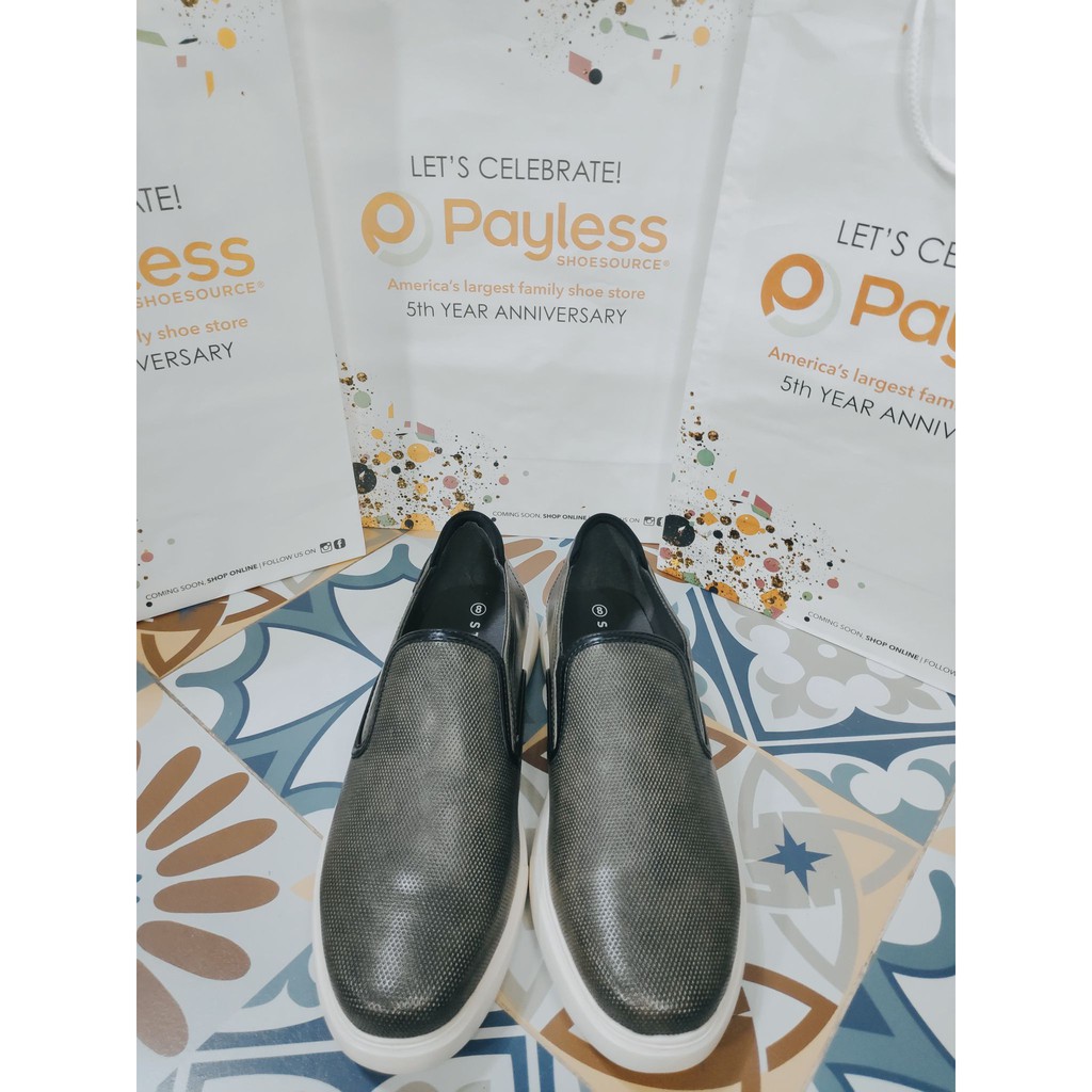 CASUAL CHARLES LT GREY FROM PAYLESS SIZE 13