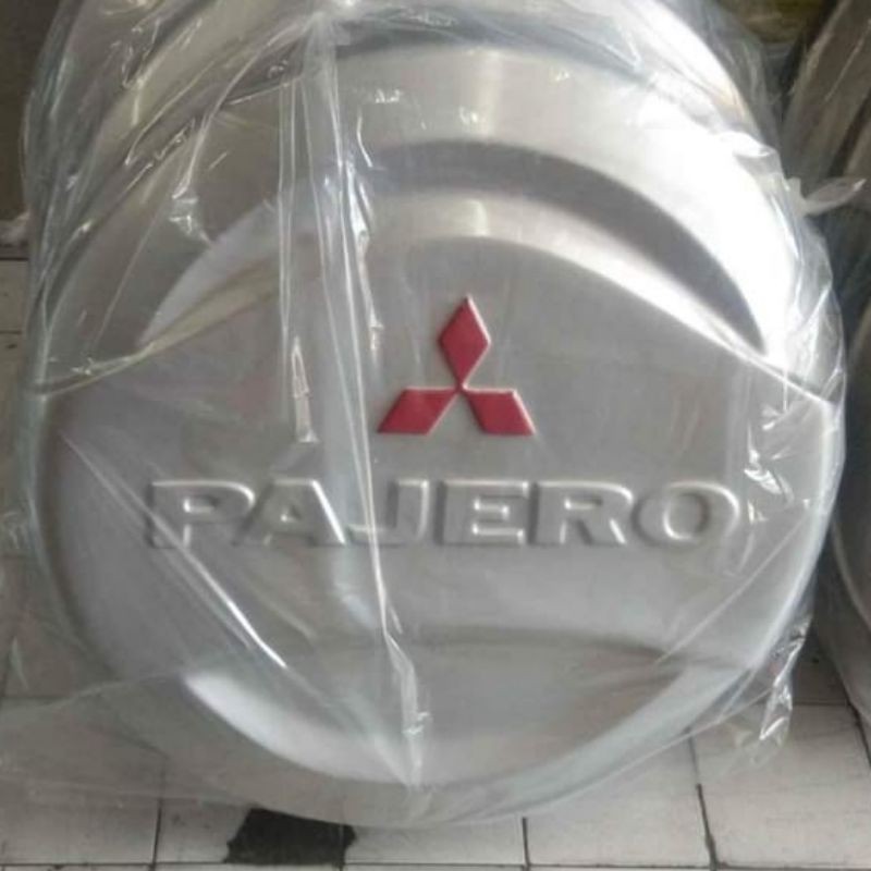 Pajero tire store cover