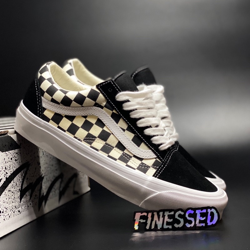 Van on sale vault checkerboard