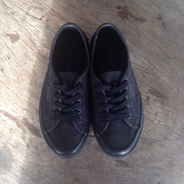 Superga 2750 cotu hot sale classic total black