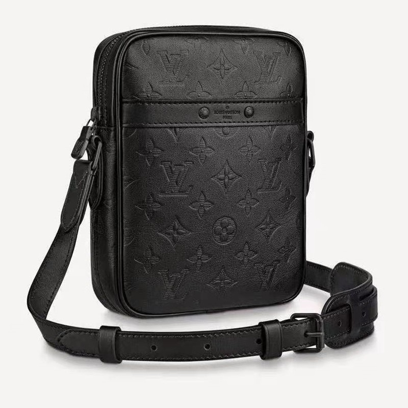 Louis Vuitton Monogram Unisex Street Style Leather Crossbody Bag Logo  (M30873)