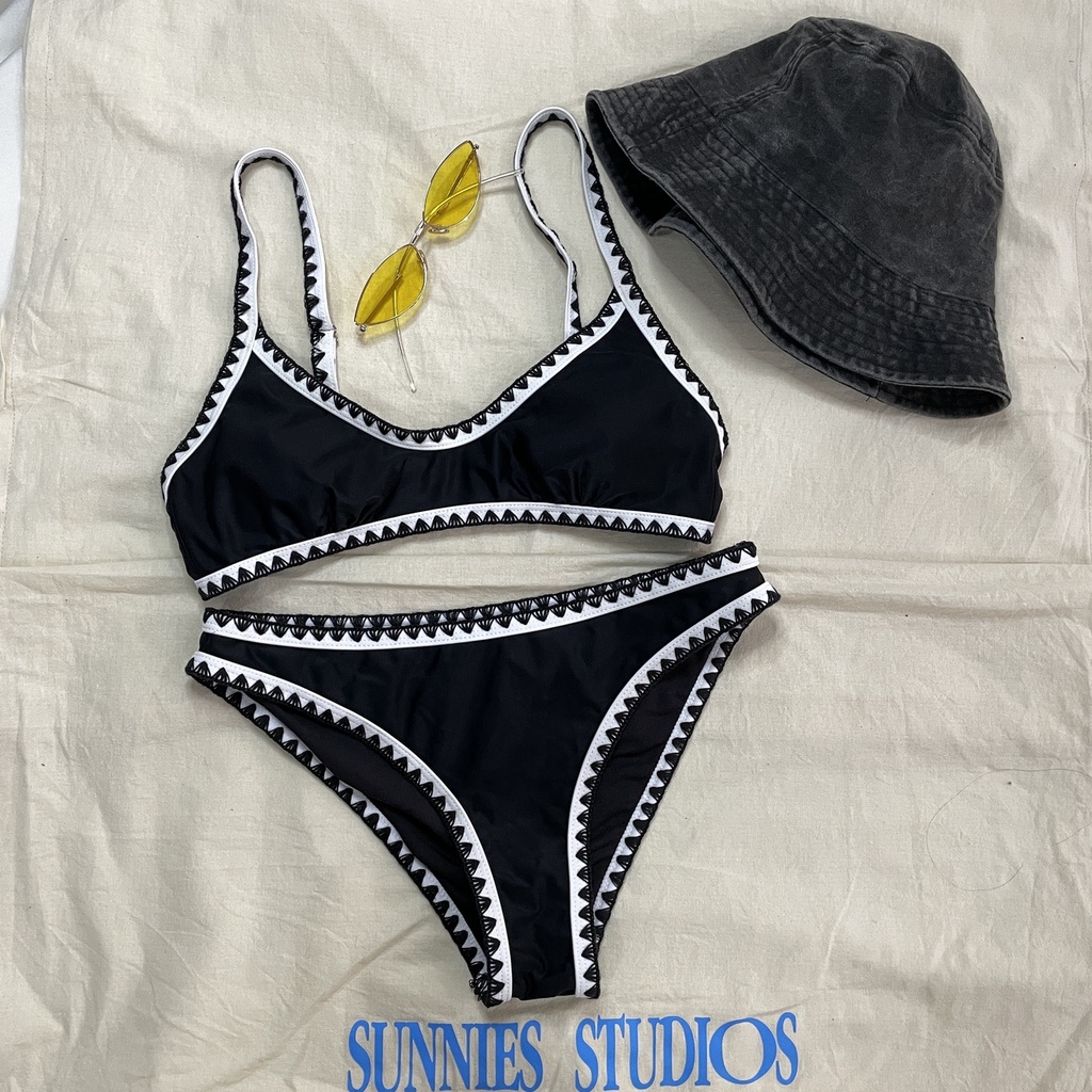 F011 cupshe Black And White Crochet Bikini small black and white