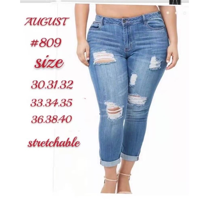 Plus size distressed hot sale jean capris