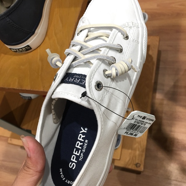 Sperry store white sneaker