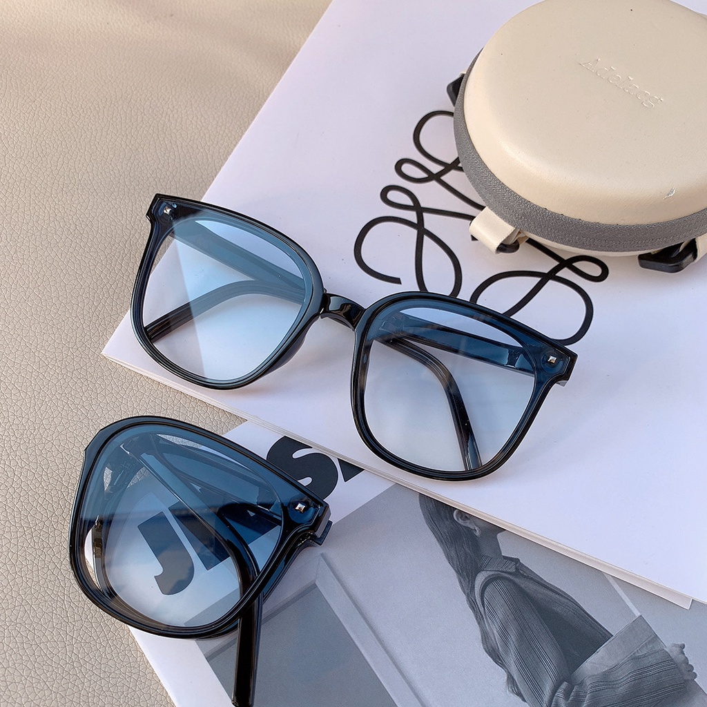 Large Frame Card Sunglasses Sunscreen