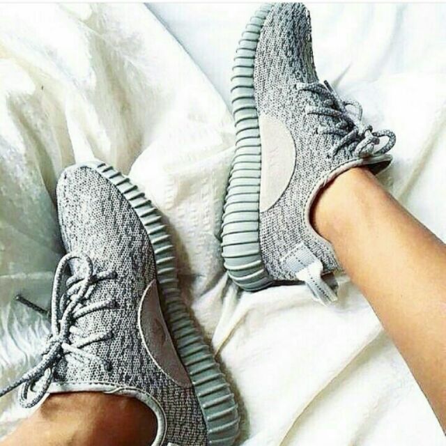 Adidas yeezy boost 350 hotsell price moonrock