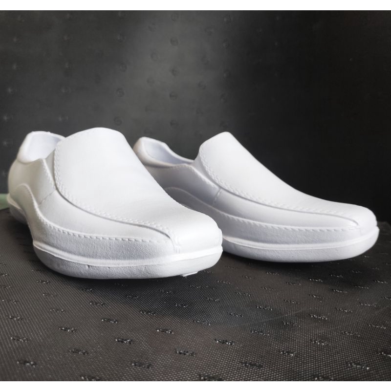 All white 2024 nursing sneakers