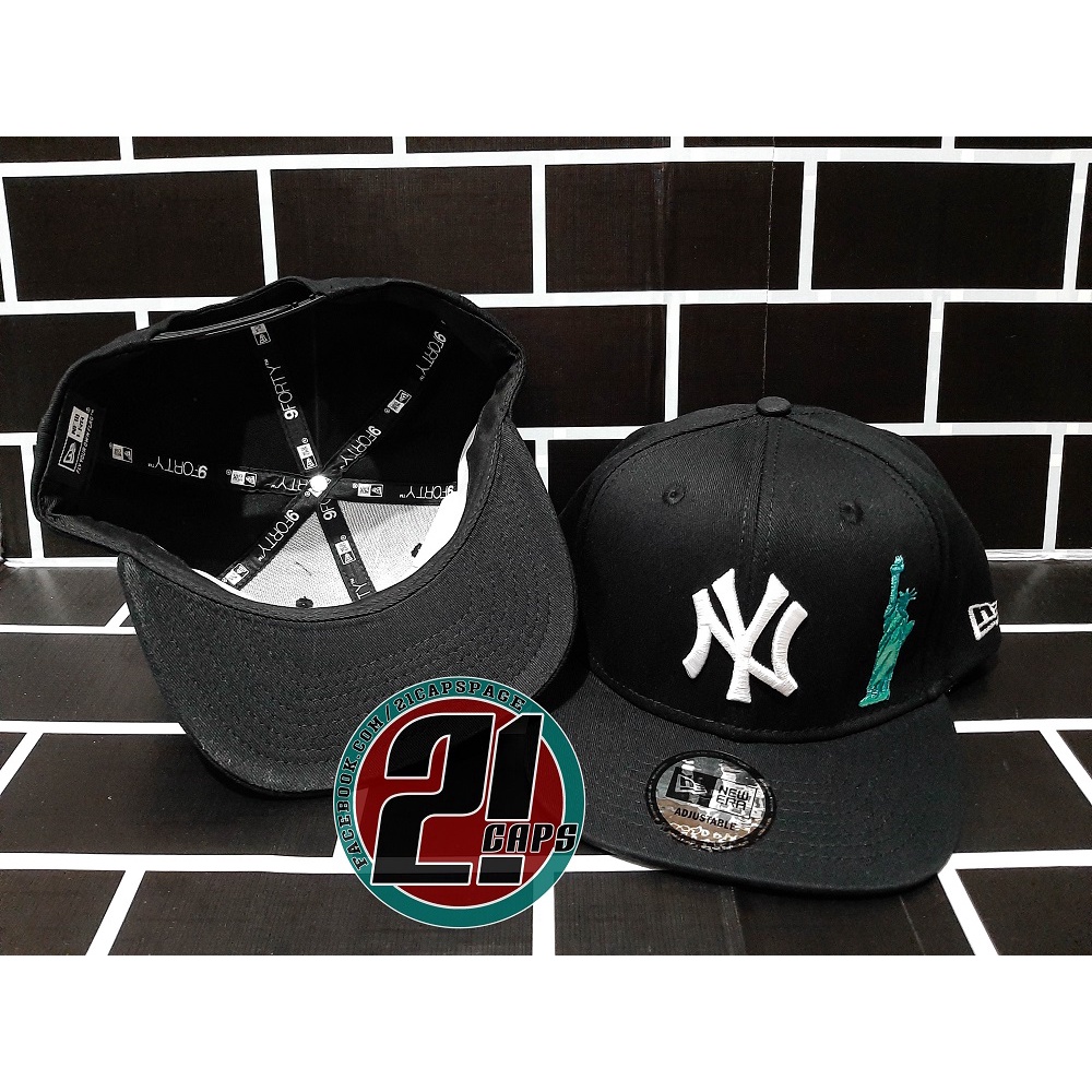 CapSwag.com - 🛒 Available Now:  🛒 Celebrate dad  with the New York Yankees Father's Day 9Twenty Fitted Cap featuring a navy  blue Yankees logo and MLB ribbon on the side, now