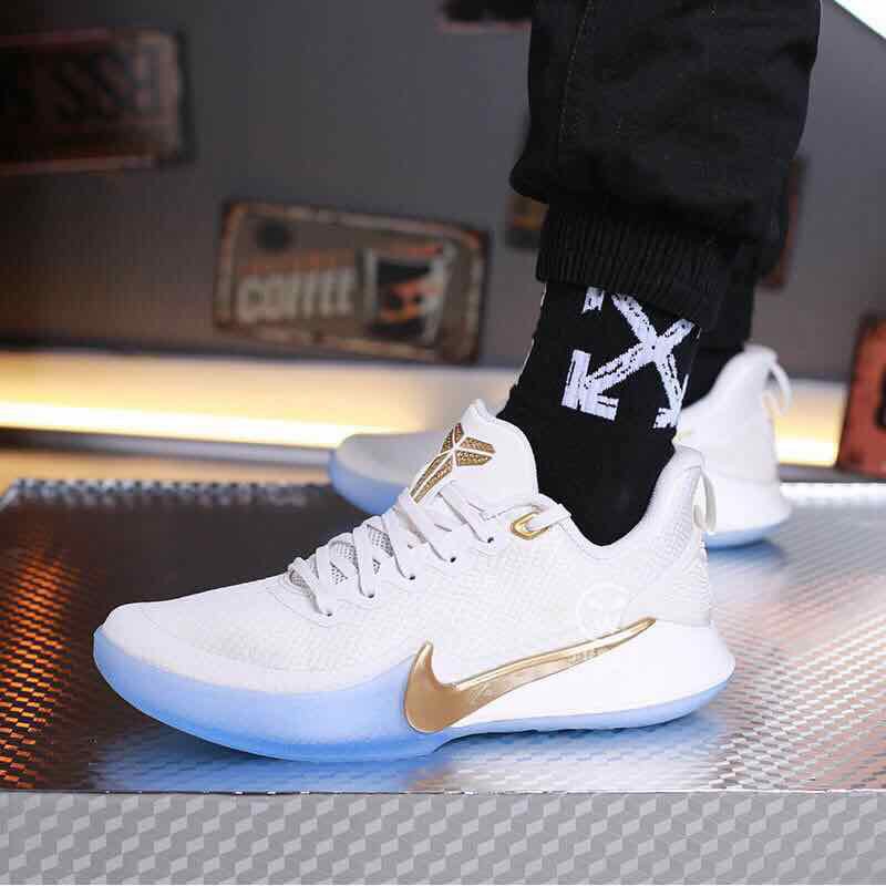 Kobe shoes low cut price online