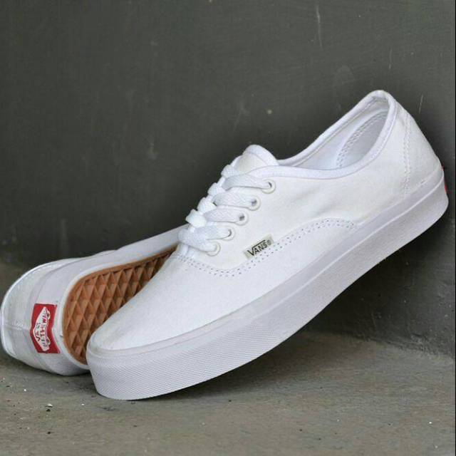 PUTIH Vans Authentic Shoes Full White/Plain White | Shopee Philippines