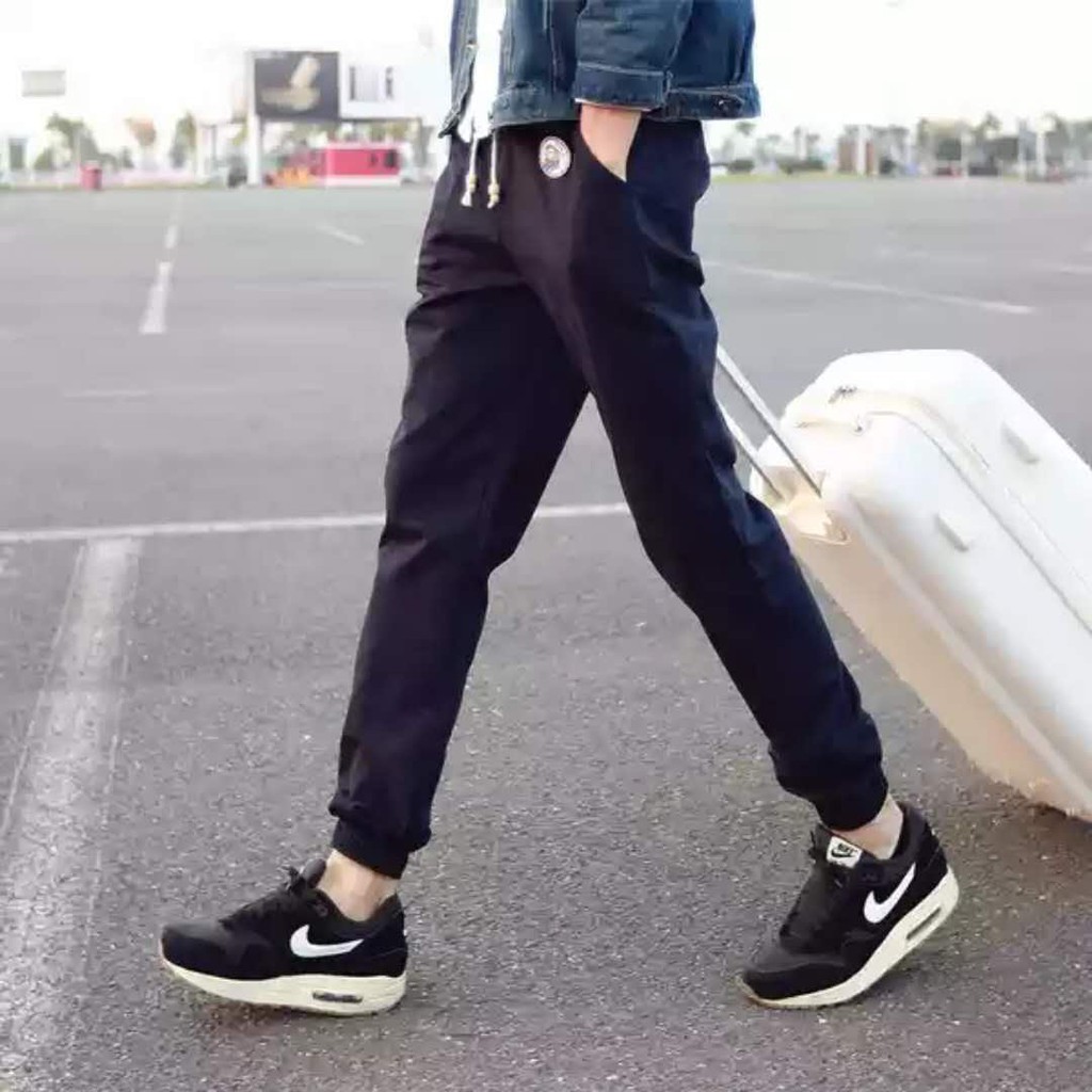 Jogger with vans on sale