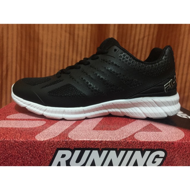 Fila running shoes / | Shopee