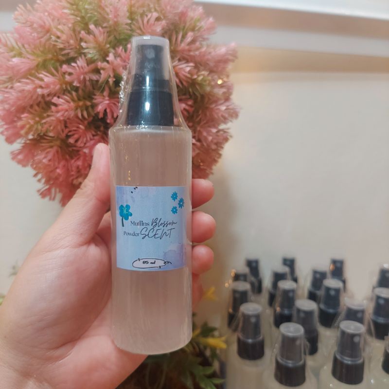 ꙰Muffins Blossom MultiPurpose Fragrance in frosted glass spray bottle