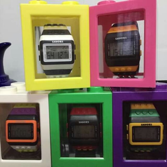 Lego watch online holder