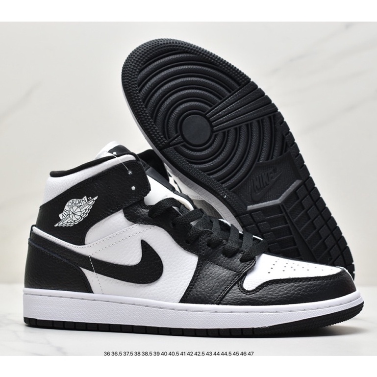 Nike Air Jordan 1 High cut Basketball Shoes Casual Sneakers For Men Women Black and White Panda