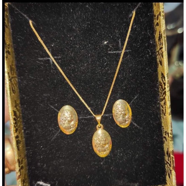 COD 18K ELIZABETH CAMEO SET PAWNABLE | Shopee Philippines