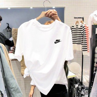 Women's Loose Tops & T-Shirts. Nike ZA