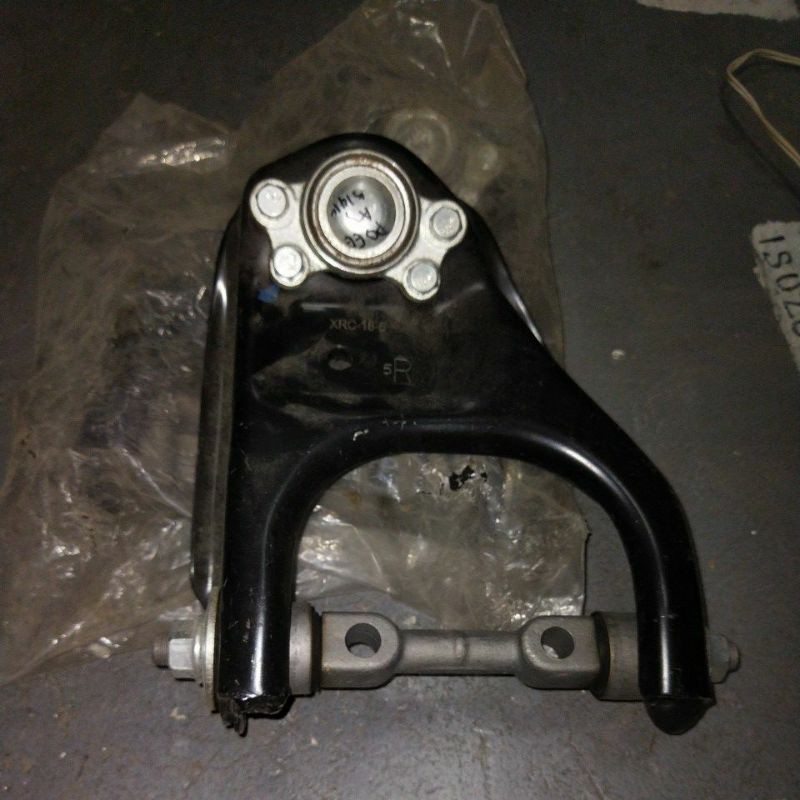 Suspension Arm Assembly Upper Isuzu Fuego 4WD (19872002) Shopee