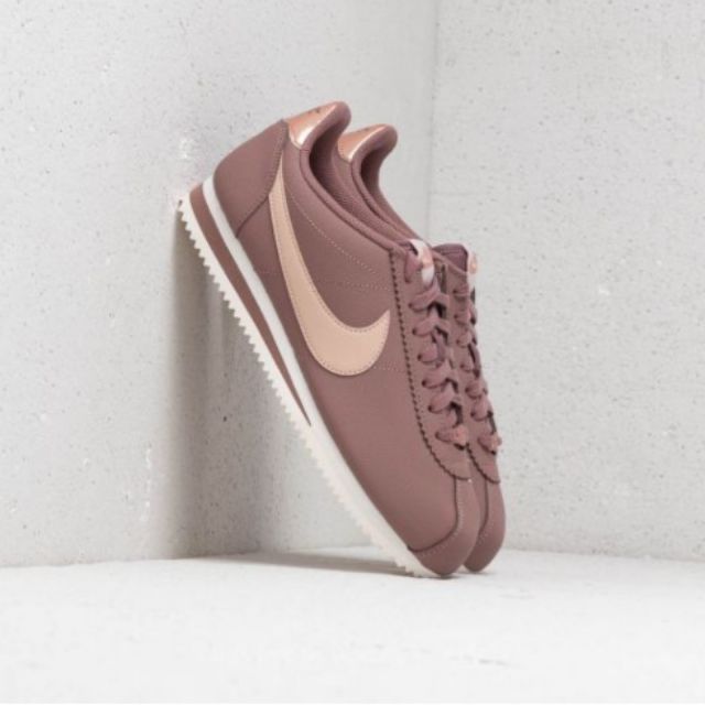 Nike Women's Classic Cortez Leather Smokey Mauve/Particle Beige -  AV4618-200