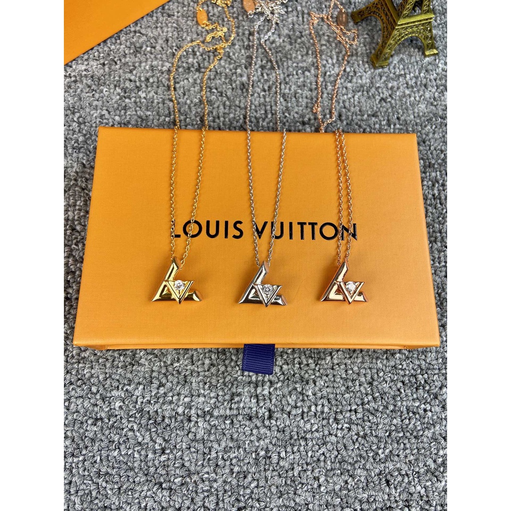 lv men necklace