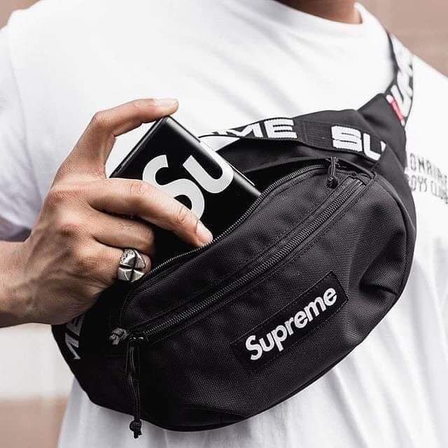 Supreme hotsell running bag