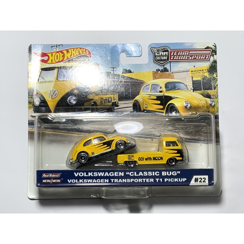 Hot Wheels Premium Volkswagen Bug & Transporter - Set Coleccionable Escala 1:64 Con Lanzacohetes MoonEyes