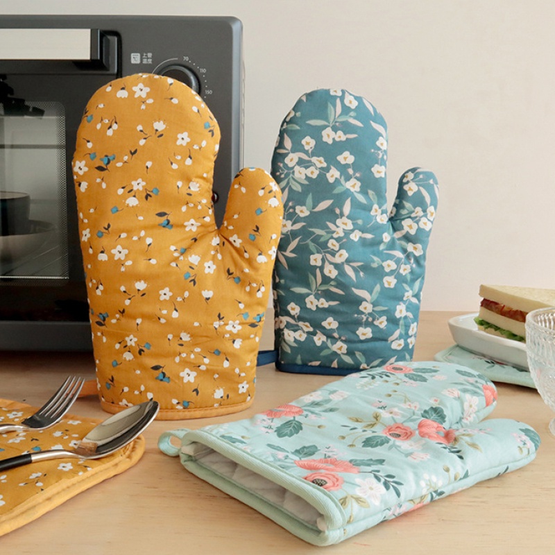 Flowers Patterned Cotton Thickened Gloves Oven/Microwave Insulated Glove Heat & Scald Resistant