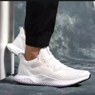 Alphabounce beyond white on feet best sale