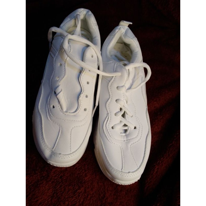 White hot sale shoes shein