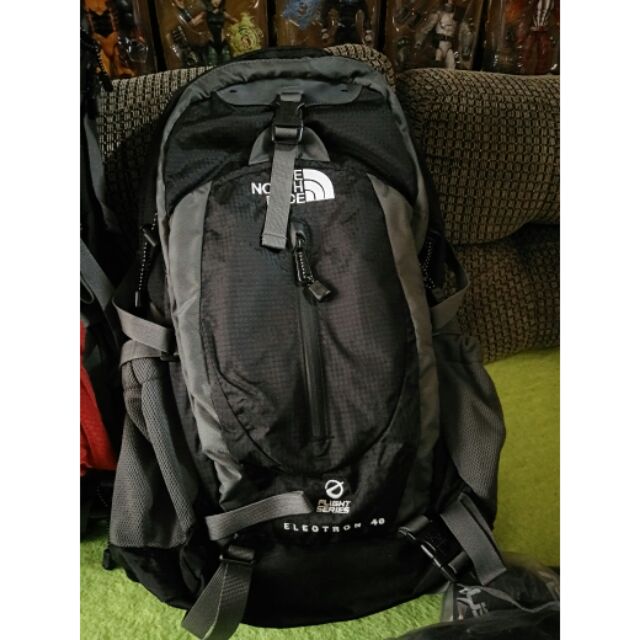 North face flight shop series electron 40