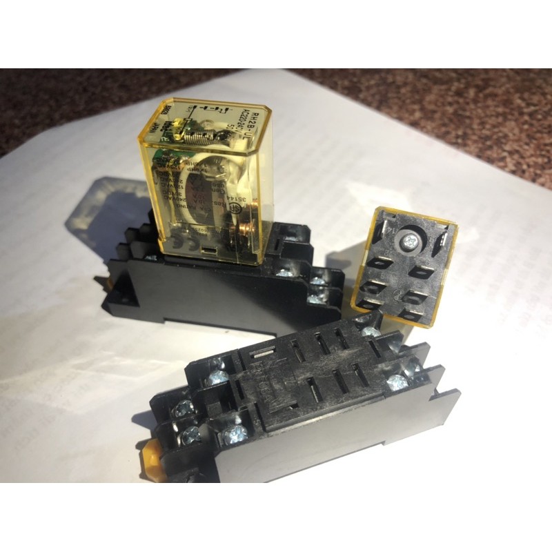 Middle-legged relay 8 big 220V / 10A / Idec / Japan. | Shopee Philippines