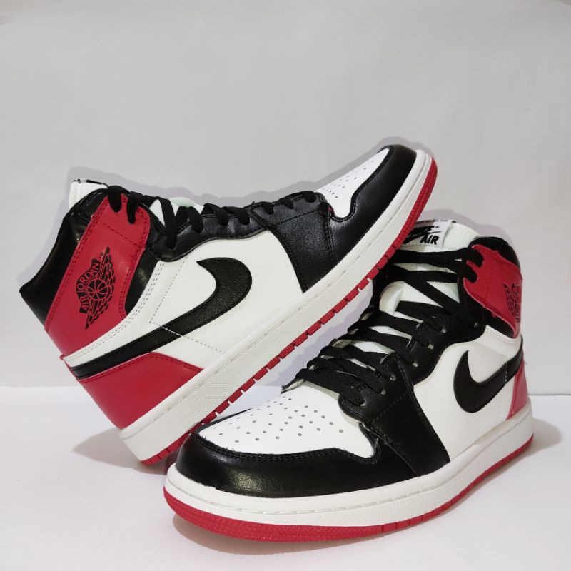 Air jordan 1 clearance satin black toe mens