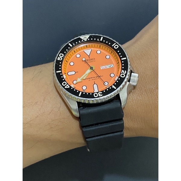 Skx orange online dial