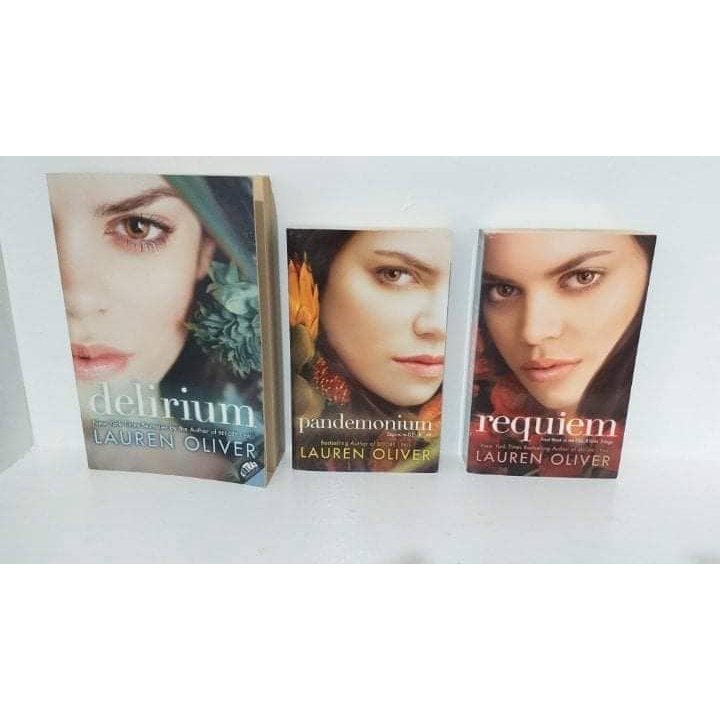 Delirium Trilogy by Lauren Oliver preloved | Shopee Philippines