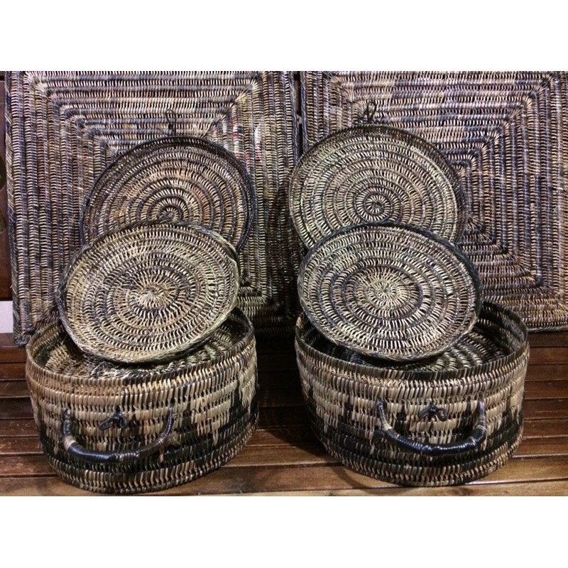 Nito plates 12 pcs with case (reusable for all occasion) Shopee