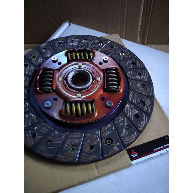 Genuine Clutch Disc Mitsubishi 4D56/4D56T Pajero/DelicaMT/L200 Shopee
