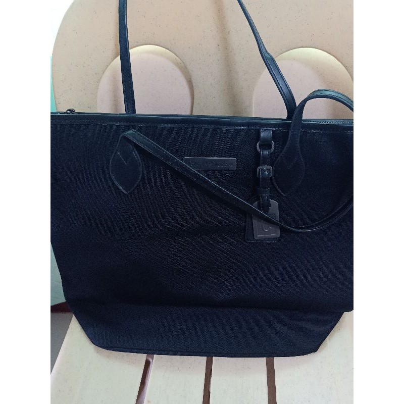 Calvin klein best sale jeans bag price