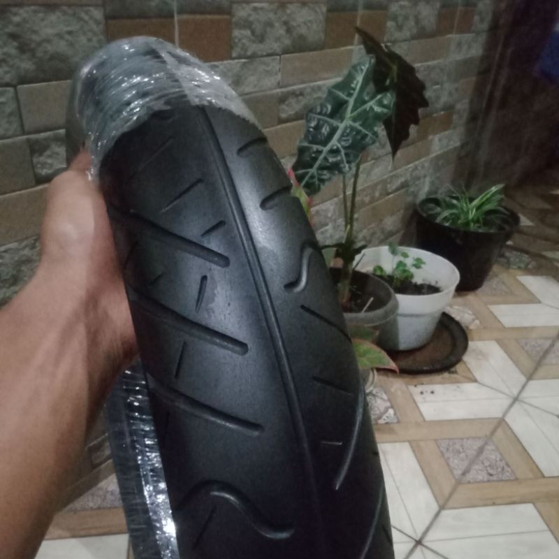 Tubeless Tires for Vixion, CBR, R15, Mx, IRC ROAD WINNER brand, Size ...