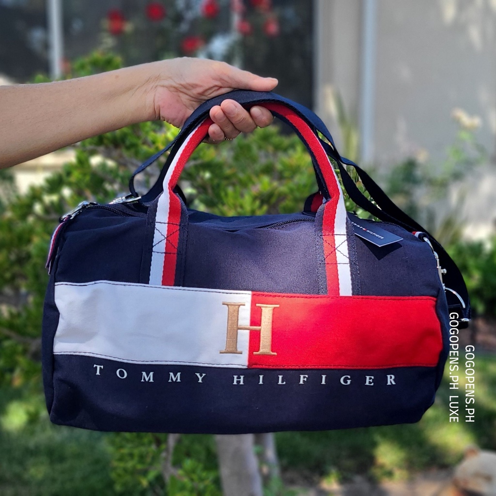 Small tommy hilfiger duffle bag online