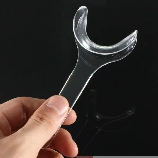 thumbnail image 2 of Dental T-Shape Autoclavable Cheek & Lip Retractor – Choose Large Or Small 2 of 4