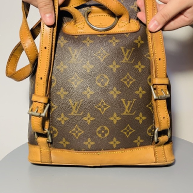 Louis Vuitton Drawstring Montsouris Monogram Canvas Backpack LV-B0505P-0001