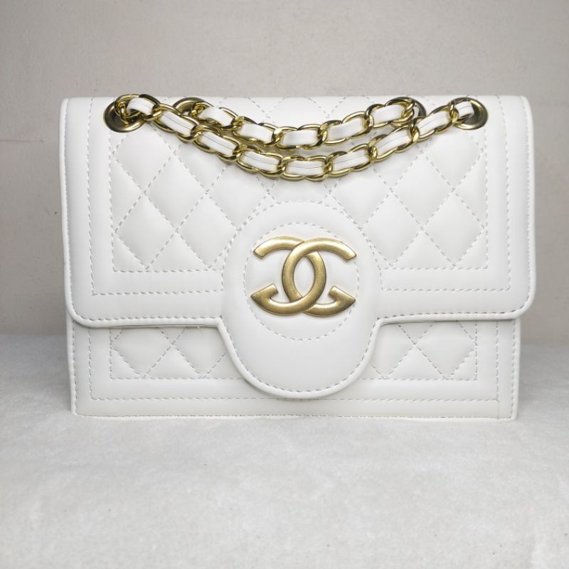 Chanel white hotsell sling bag