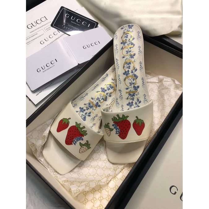 Strawberry gucci sandals hot sale