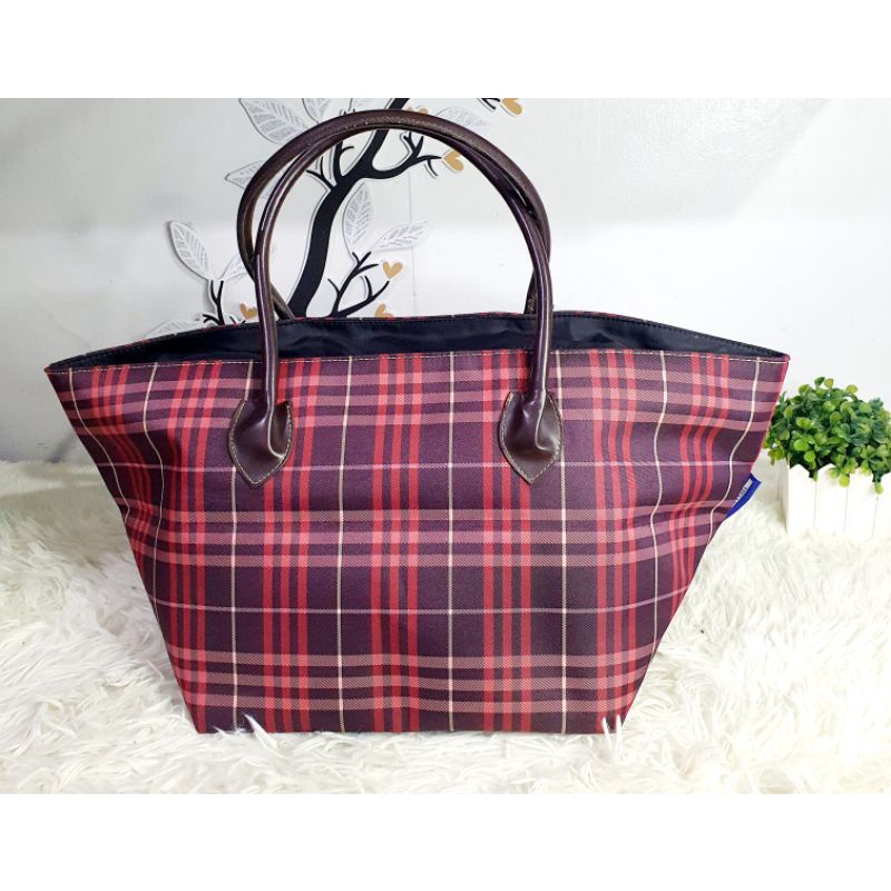 Burberry blue hot sale label tote