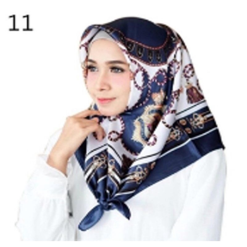 how to wear triangle hijab