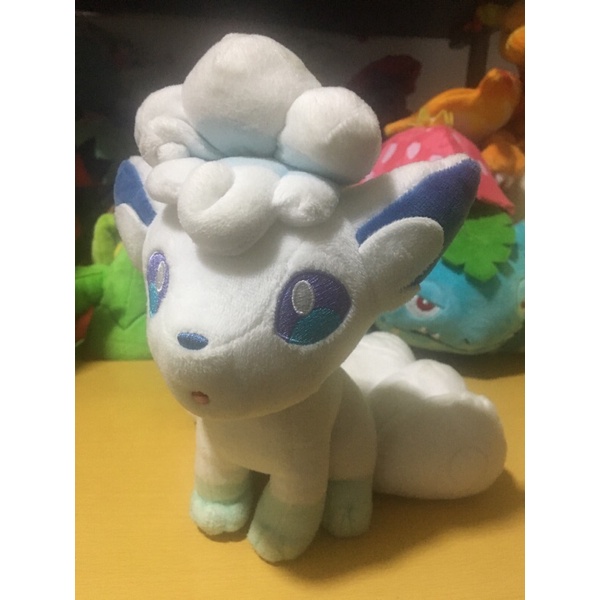 Pokemon center cheap alolan vulpix