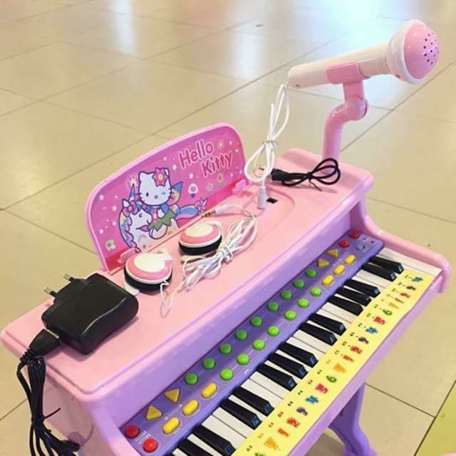 Hello 2024 kitty piano