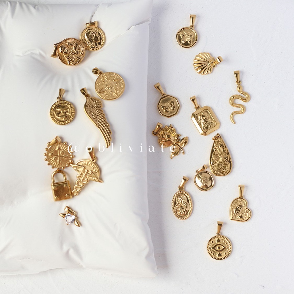 Gold pendant only new arrivals