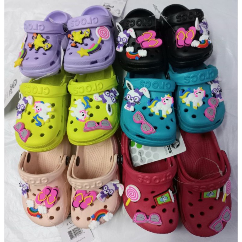 Crocs with 6 pcs jibbitz for kids (Please read size chart in product